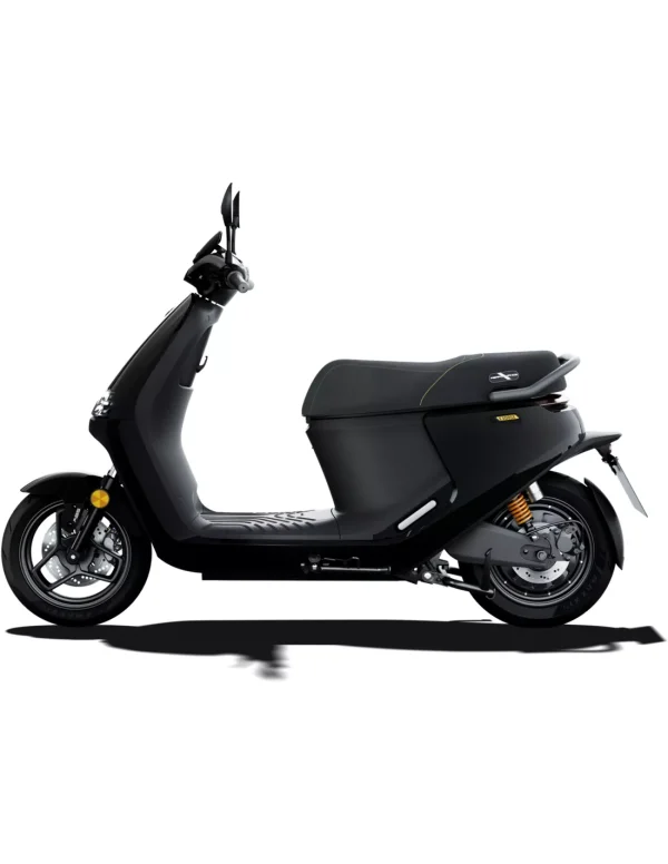 a black scooter with a black seat Segway E300SE